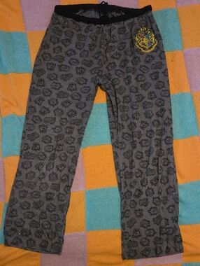 Women's Gray Printed Pajama Pants with Yellow Crest Detail